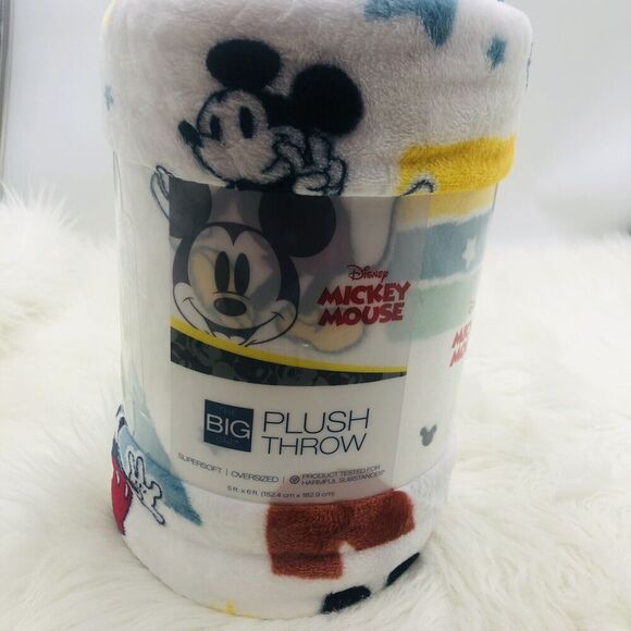 Disney's Oversized Supersoft Printed Plush Throw by The Big One‎ Mickey Shapes - Picture 1 of 5